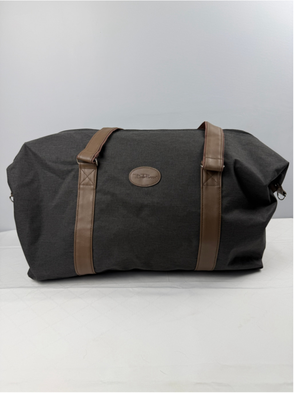Bella Russo Duffel Travel Bag Light weight foldable Gray Brown